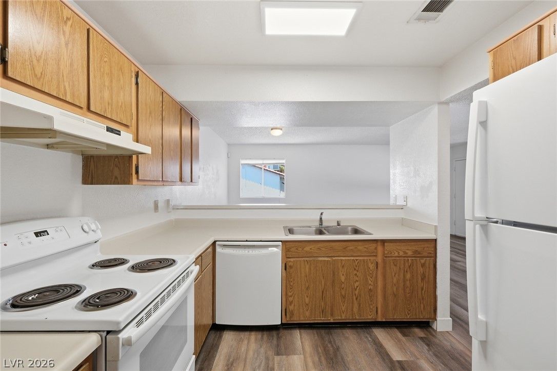6750 Del Rey Avenue 233 — photo 4
