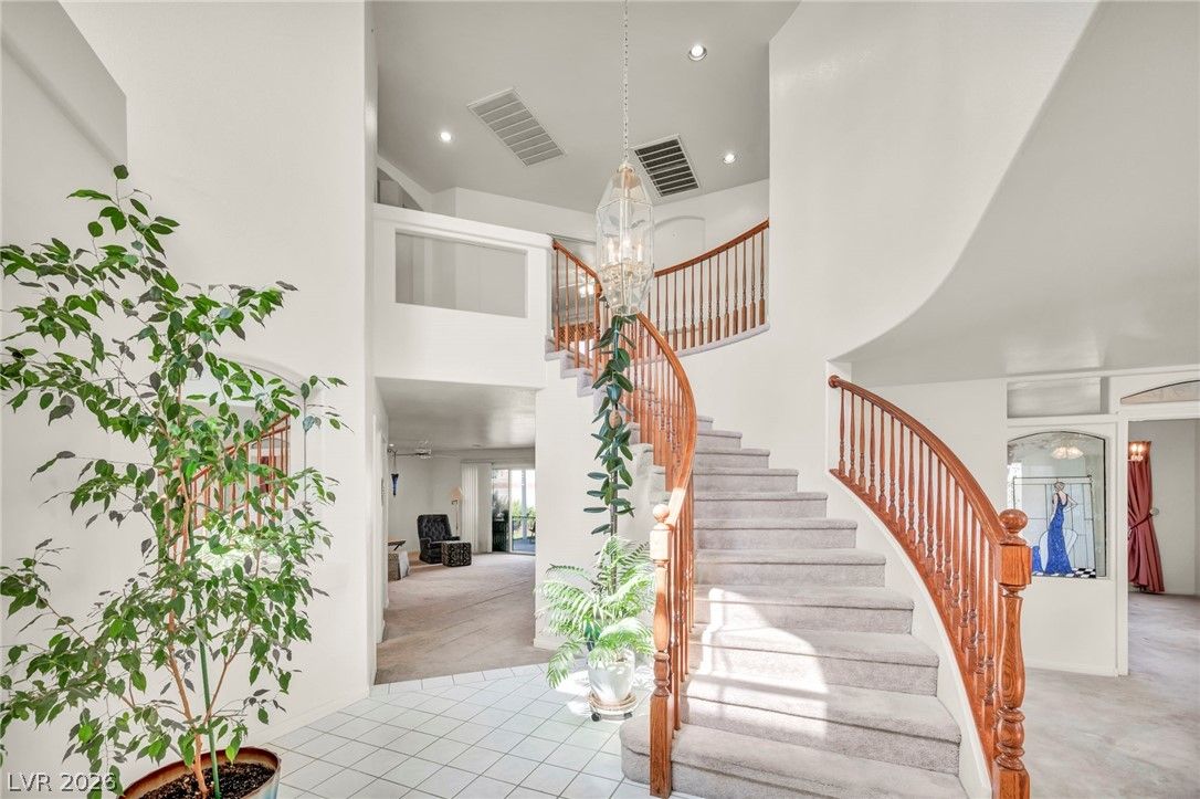 9511 Coral Bell Court — photo 5 of 28
