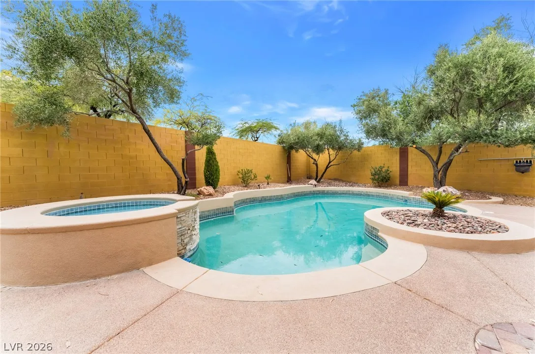 1733 TESARA VISTA Place — photo 3