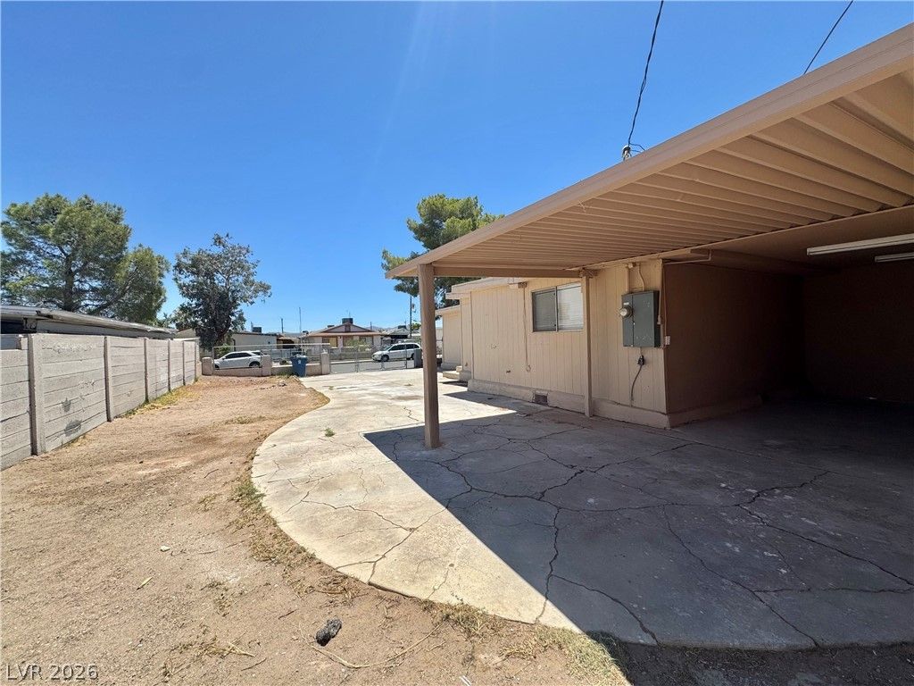 1815 Evelyn Avenue — photo 4 of 28