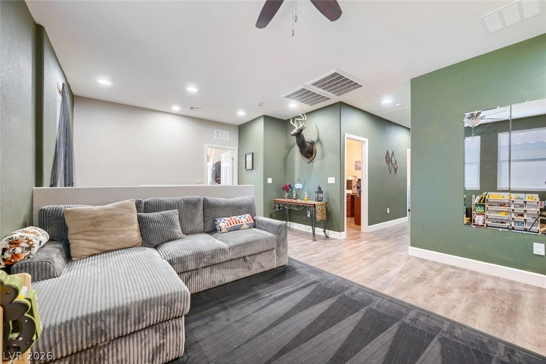6841 Compass Cove Avenue — photo 4