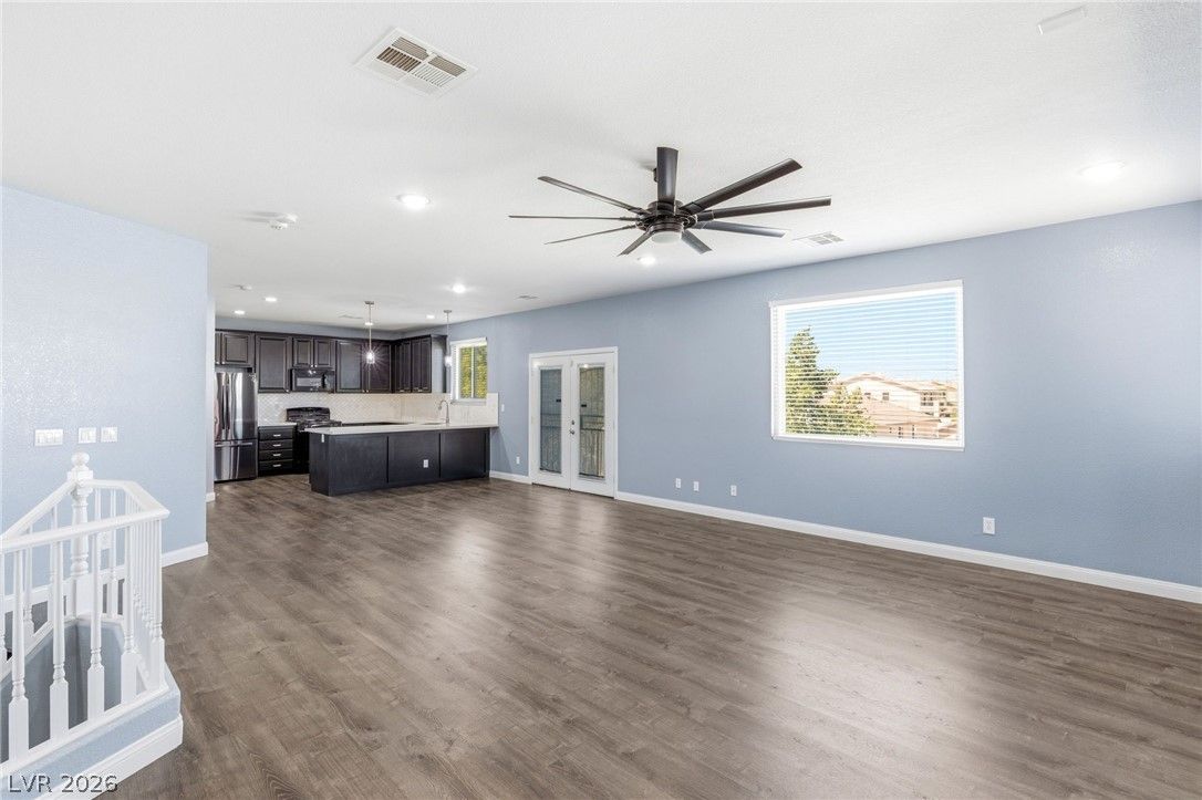 9167 Sleeping Tree Street — photo 3
