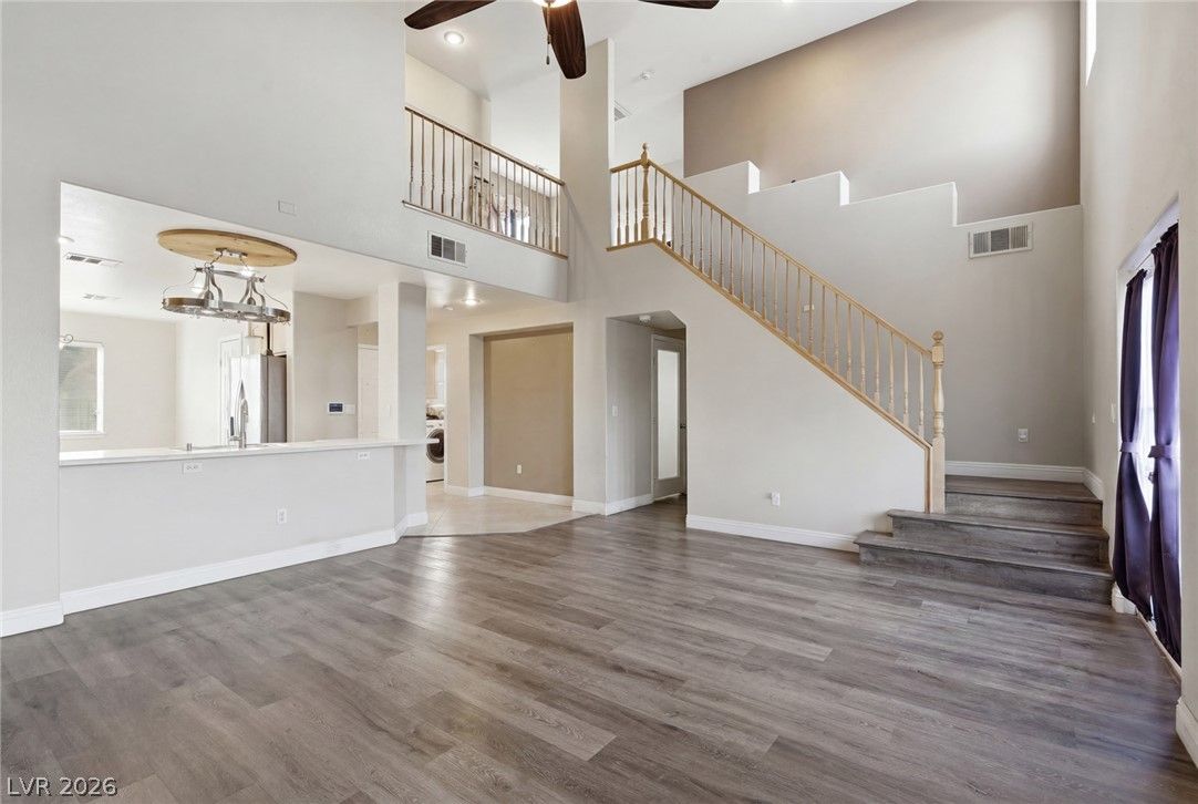 3731 Canary Creek Avenue — photo 4