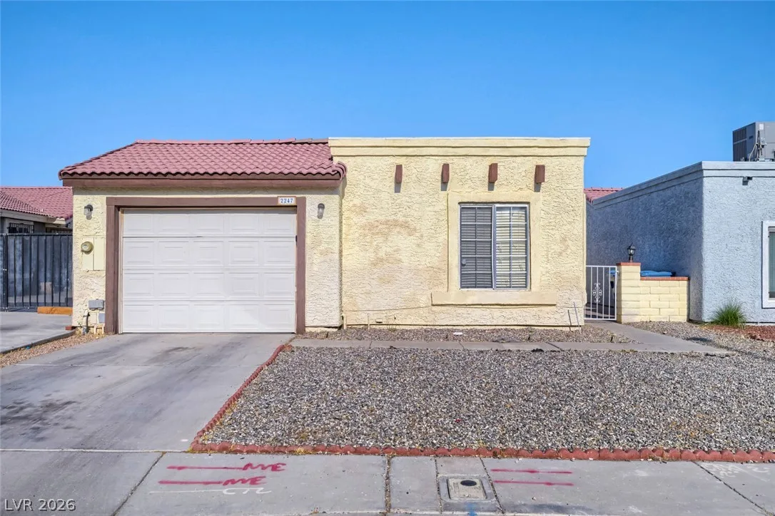 2247 Sierra Sunrise Street — photo 2