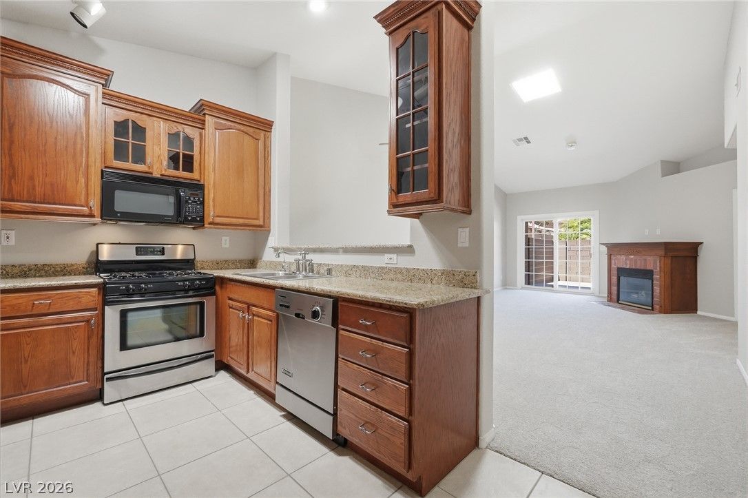 379 Blanca Springs Drive — photo 3