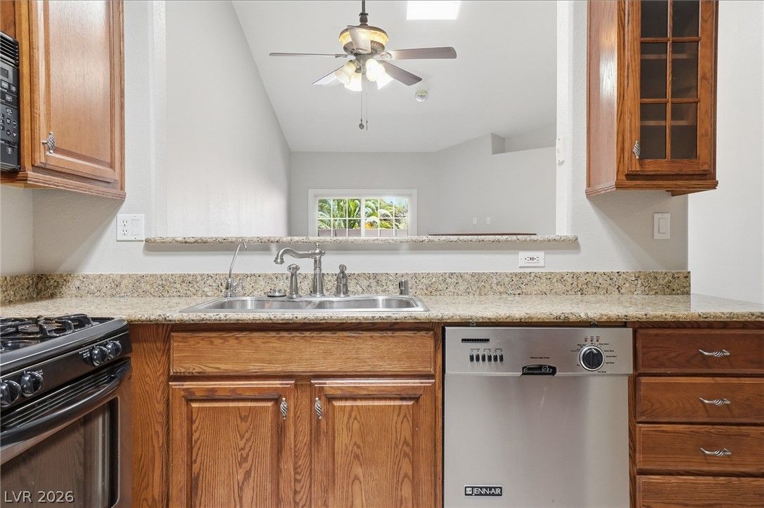379 Blanca Springs Drive — photo 5