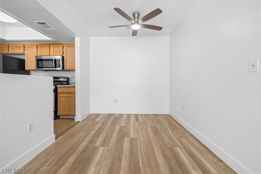 7100 Pirates Cove Road 1106 — photo 3 of 17