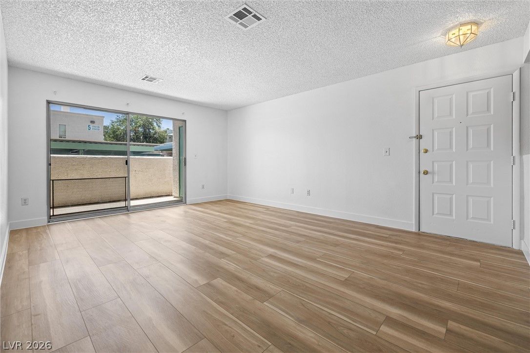 7100 Pirates Cove Road 1106 — photo 5 of 17
