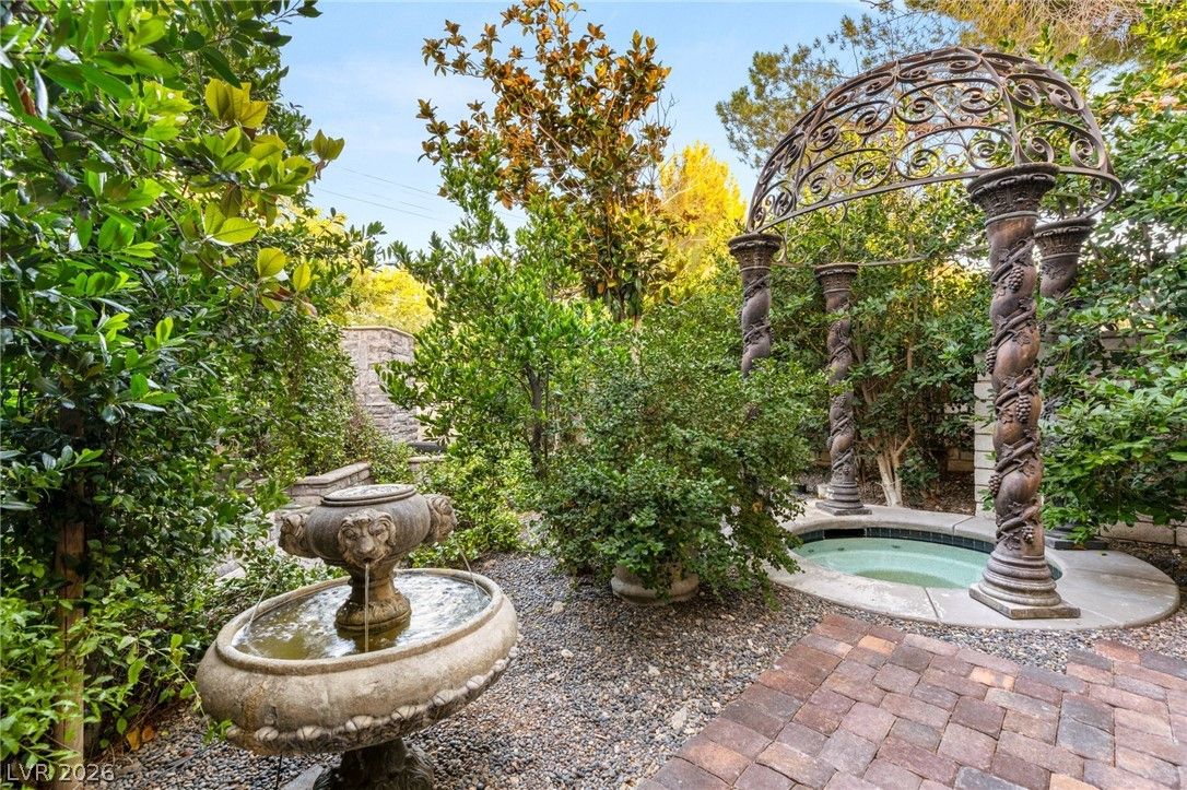 3001 Astoria Pines Circle — photo 2