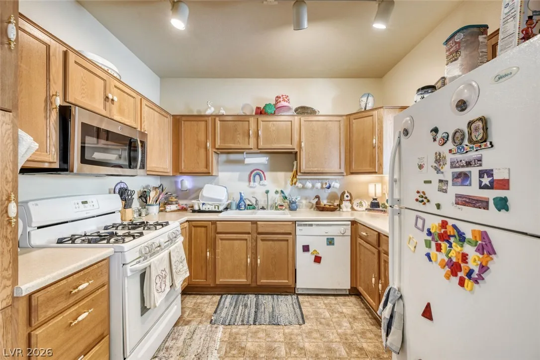 3360 Moon Eclipse Street — photo 2