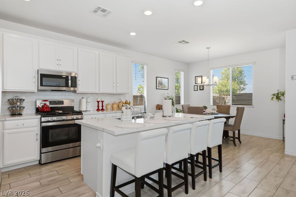 7127 Calvert Cliffs Street — photo 4