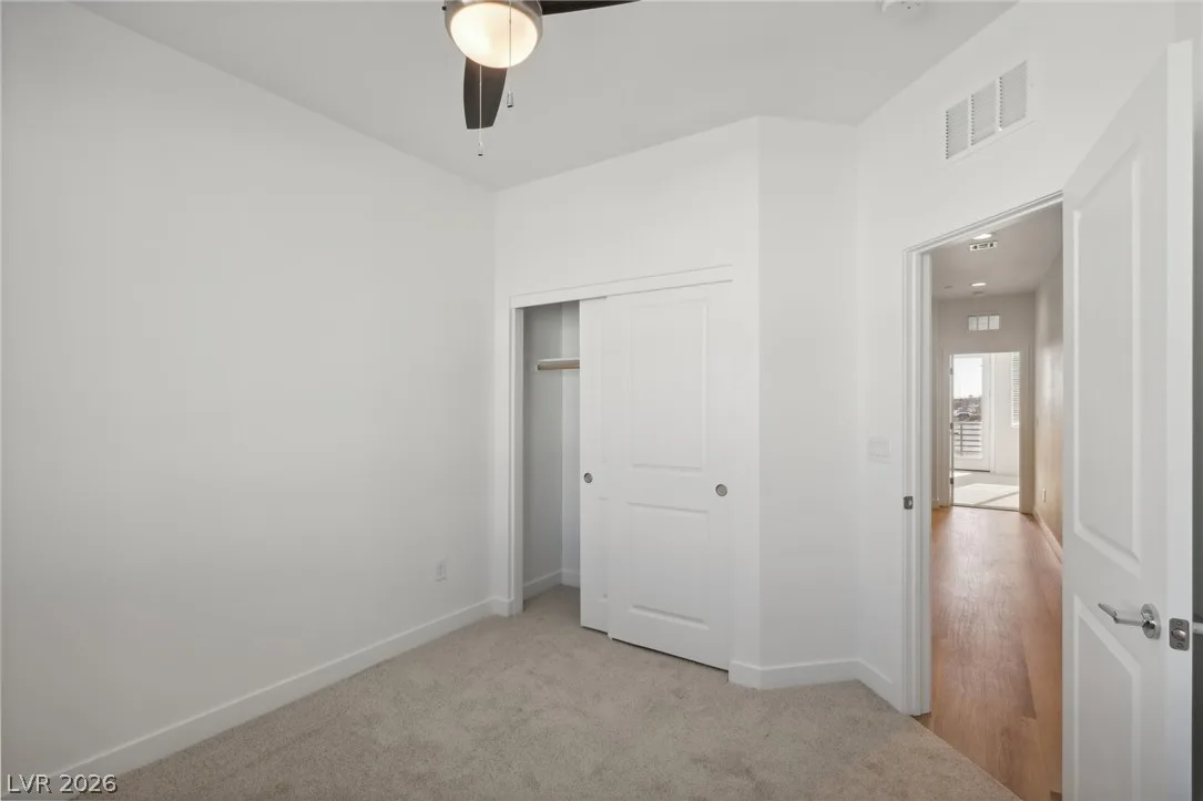 10547 Prospering Valley Way — photo 5