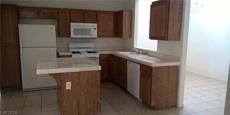 1109 Storke Lane — photo 4