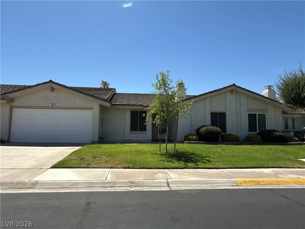 704 Eastview Drive — photo 4