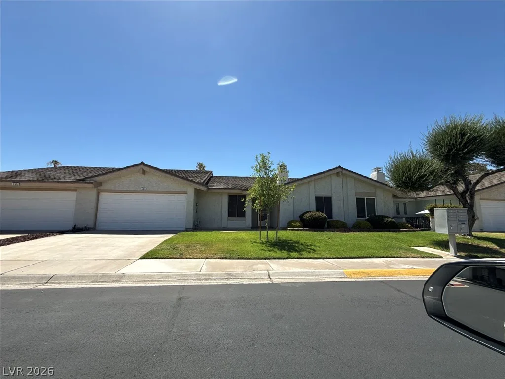 704 Eastview Drive — photo 5