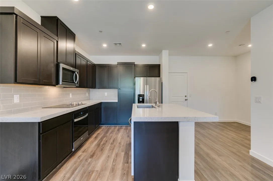 218 Krameria Avenue — photo 3