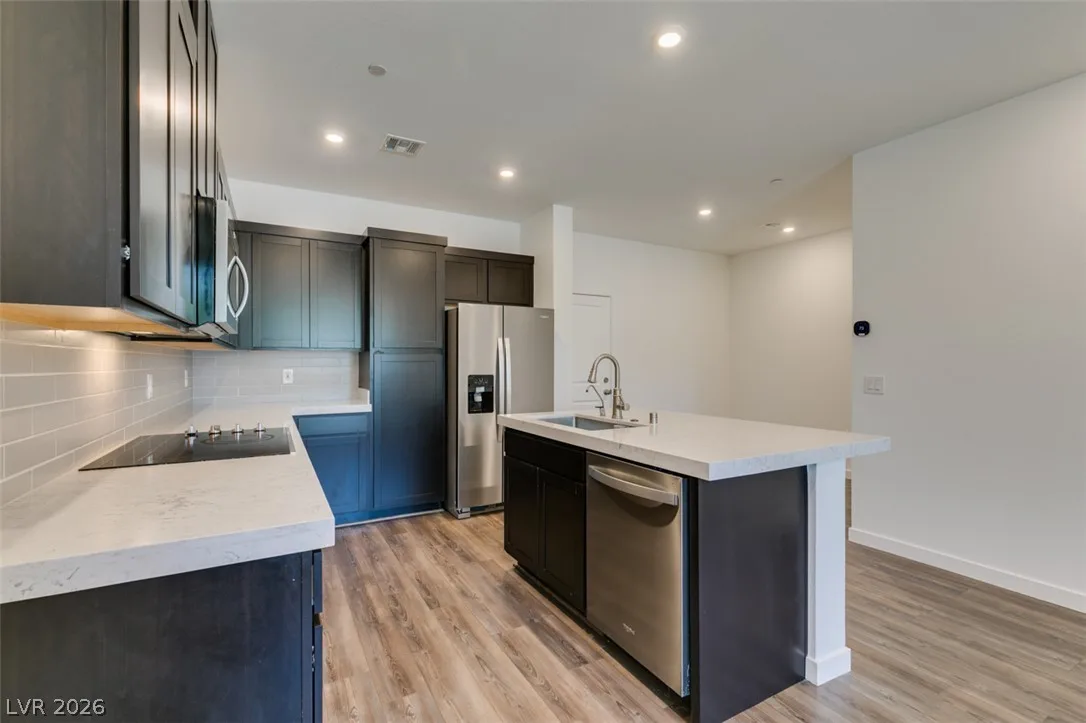 218 Krameria Avenue — photo 4