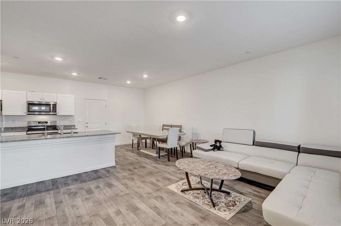 12726 Feathersong Street — photo 5