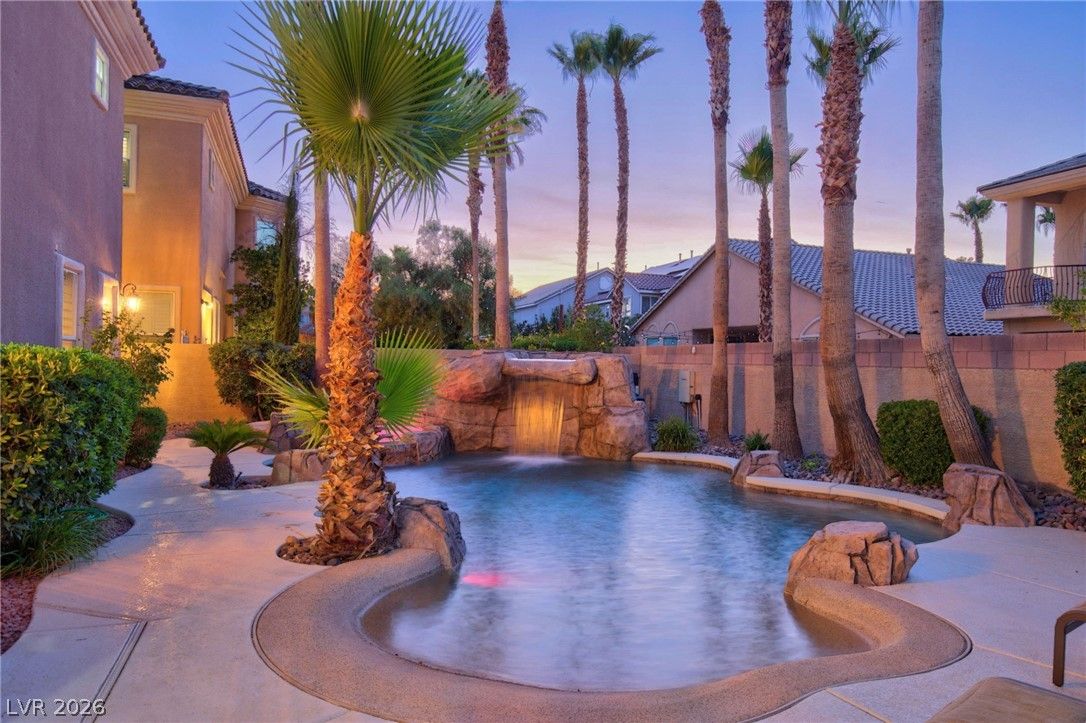 5664 Heather Breeze Court — photo 4