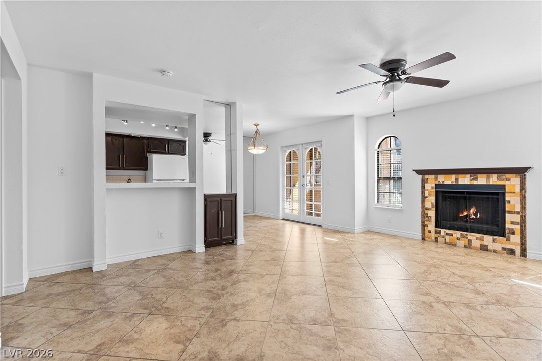 4068 Crete Lane A — photo 4