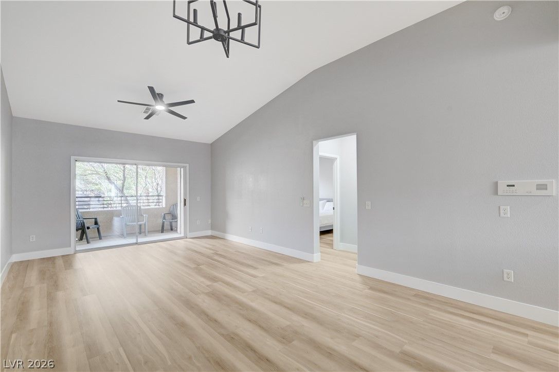 673 Peachy Canyon Circle 203 — photo 2