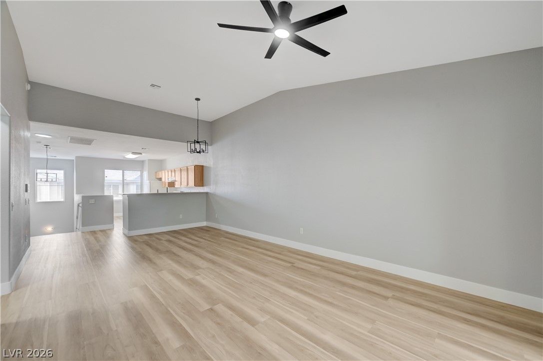 673 Peachy Canyon Circle 203 — photo 4