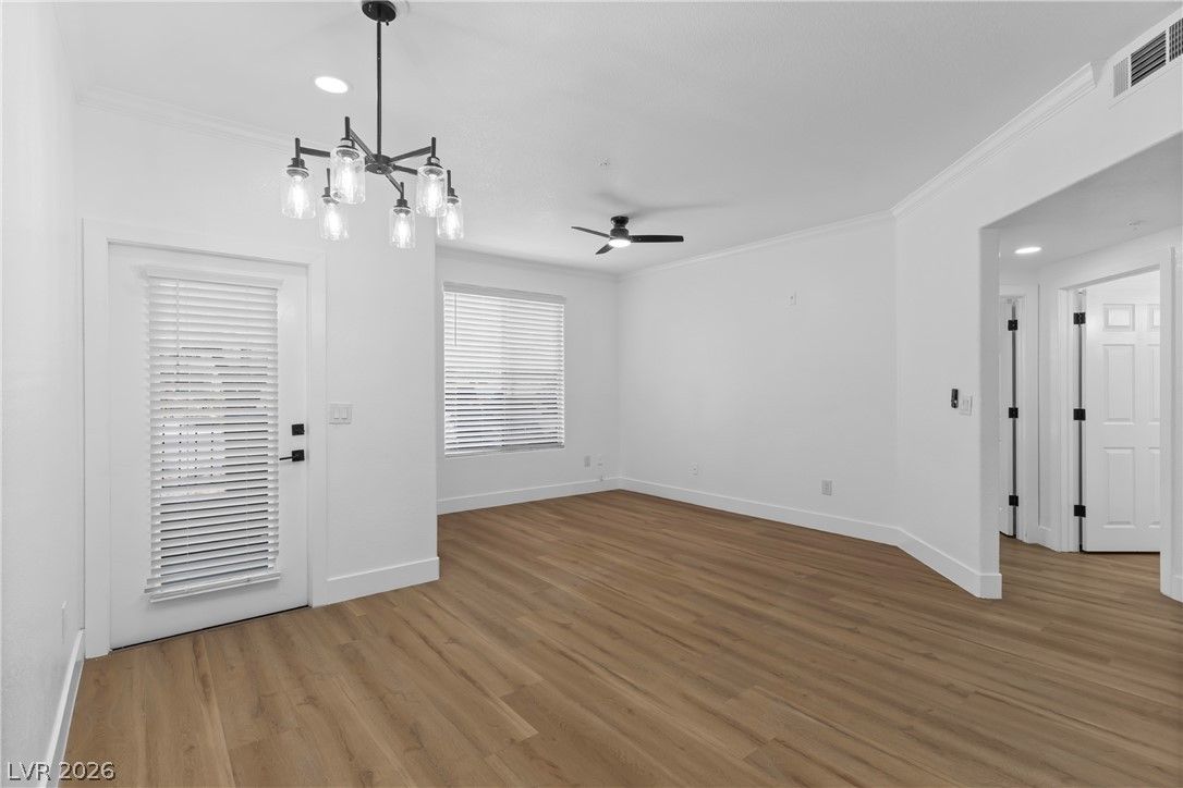 4400 South Jones Boulevard 1128 — photo 4 of 31