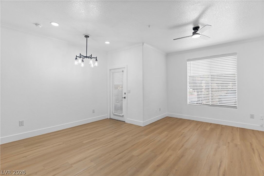 4400 South Jones Boulevard 1128 — photo 5 of 31