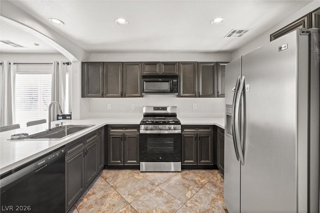 9156 Point Lace Court — photo 1