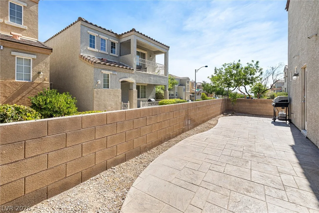 9156 Point Lace Court — photo 4
