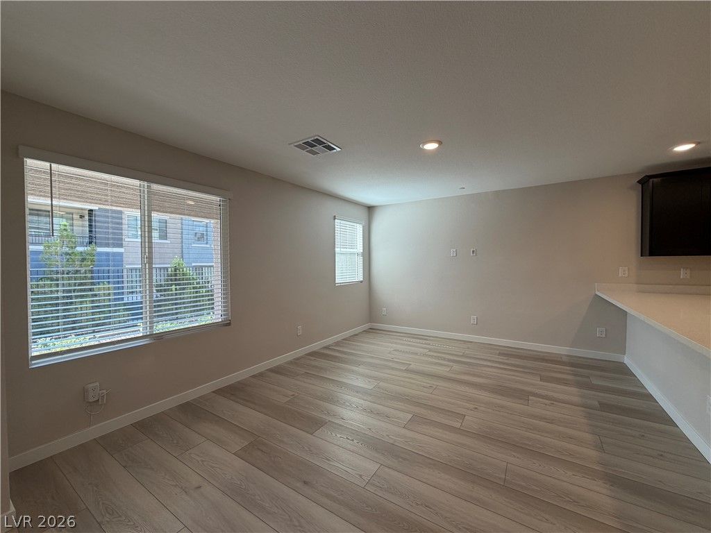 6276 Foxes Dale Street — photo 3 of 17