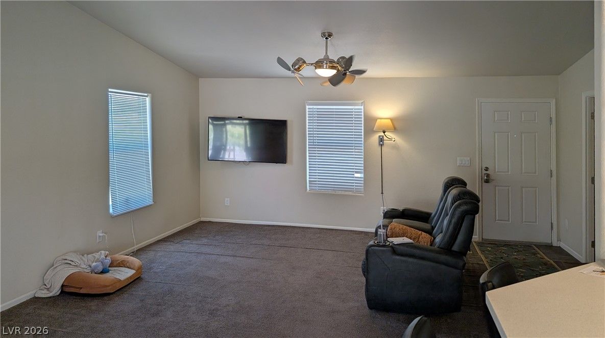 701 South Fifth Avenue — photo 4