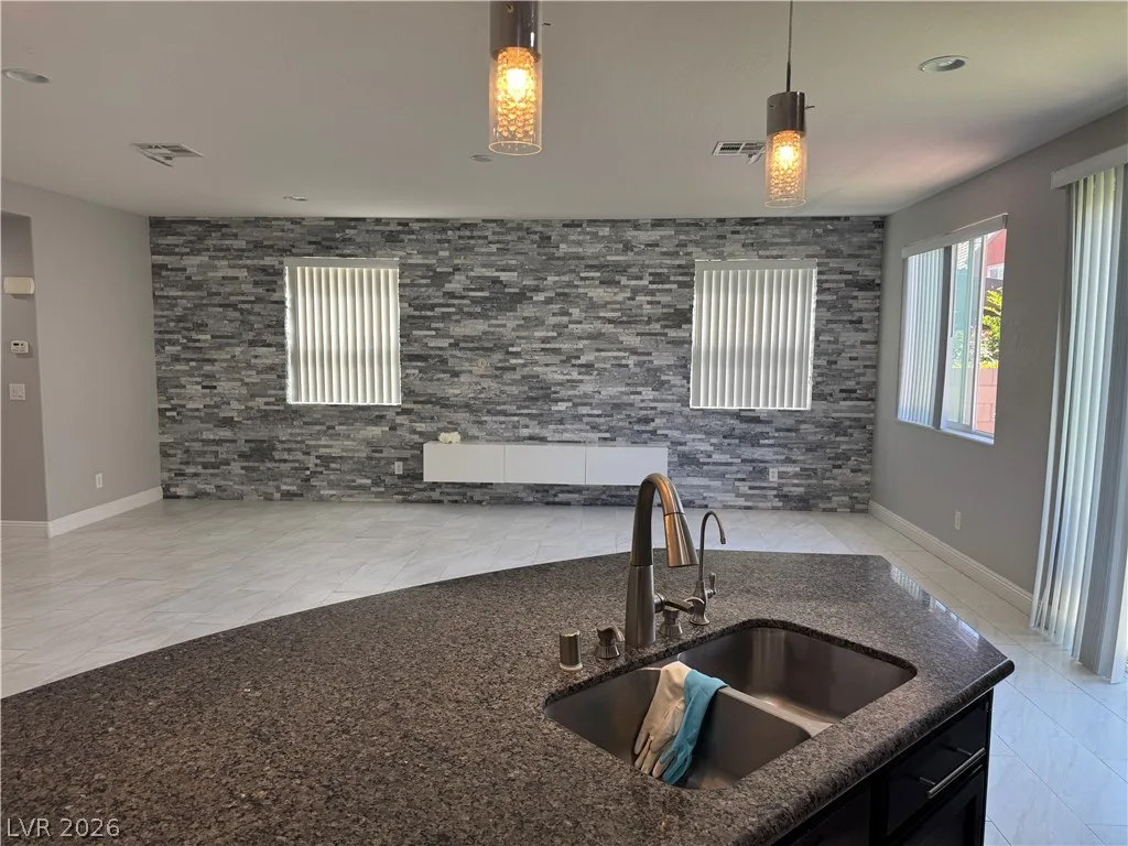 5027 Breaking Dawn Court — photo 5