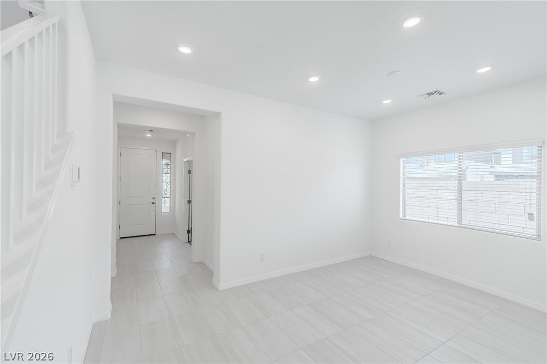 5732 Yellow House Street — photo 3 of 33