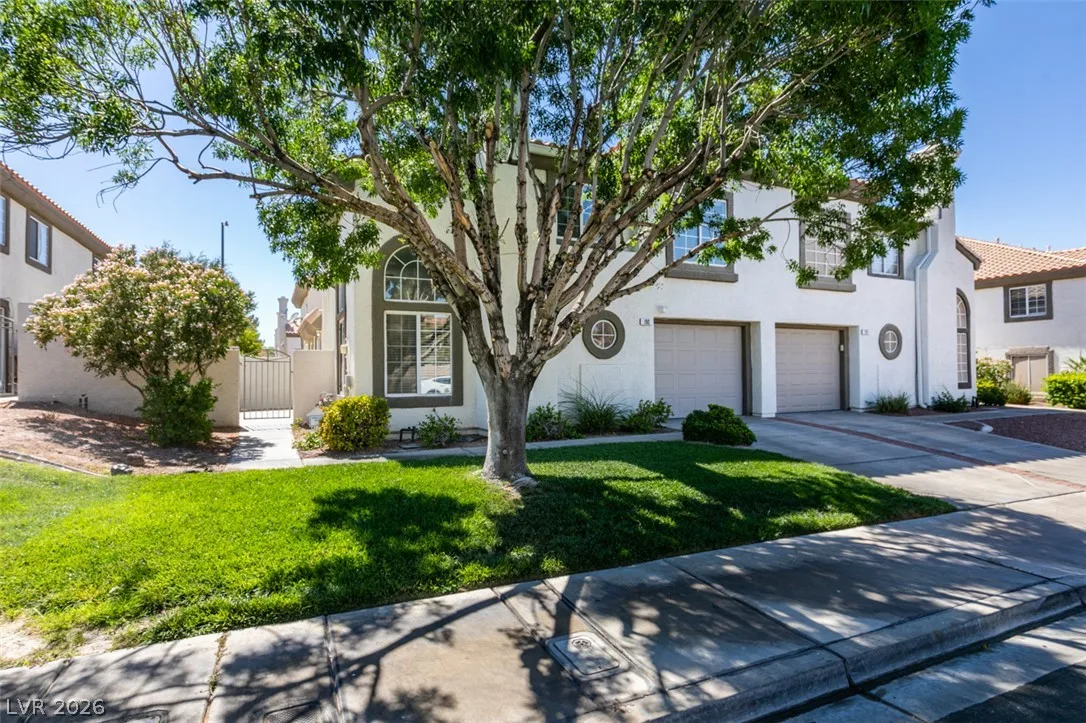 199 Oro Canyon Street — photo 2