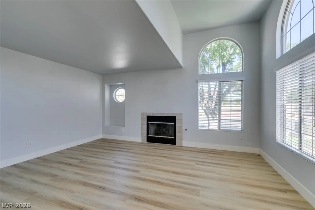 199 Oro Canyon Street — photo 3