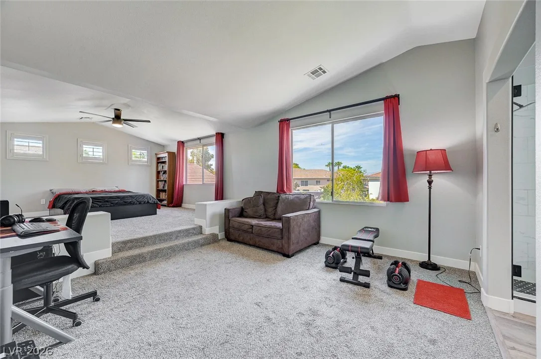 2558 Williamsburg Street — photo 4 of 41