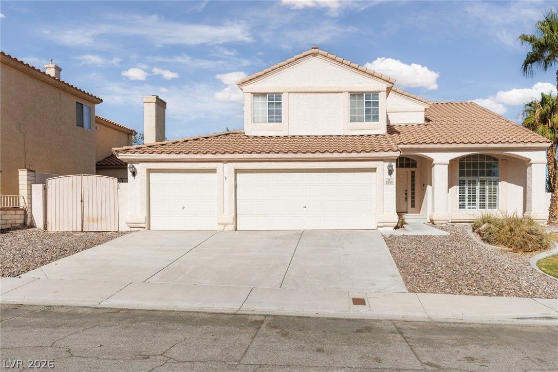 7845 Meadow Creek Street — photo 2