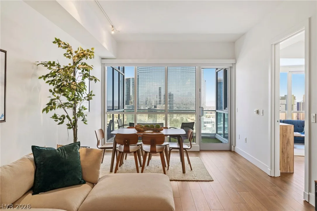 4525 Dean Martin Drive 2505 — photo 3