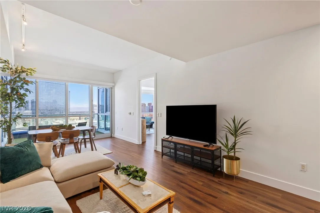 4525 Dean Martin Drive 2505 — photo 4