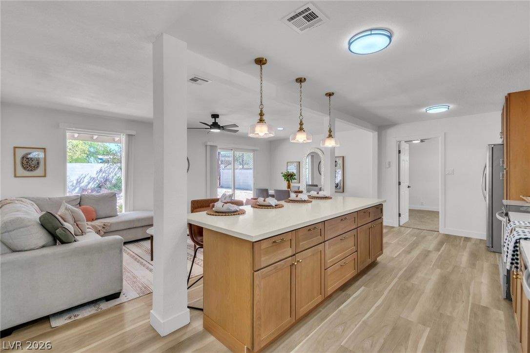 1200 Palm Terrace — photo 4