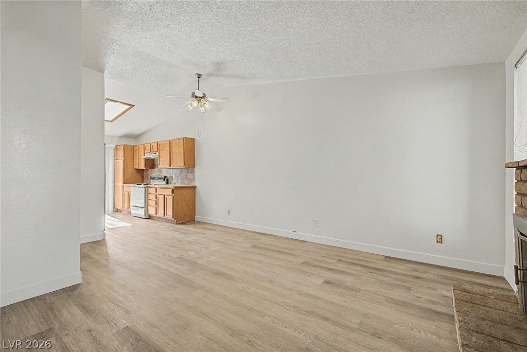 1702 Marathon Drive — photo 3 of 24