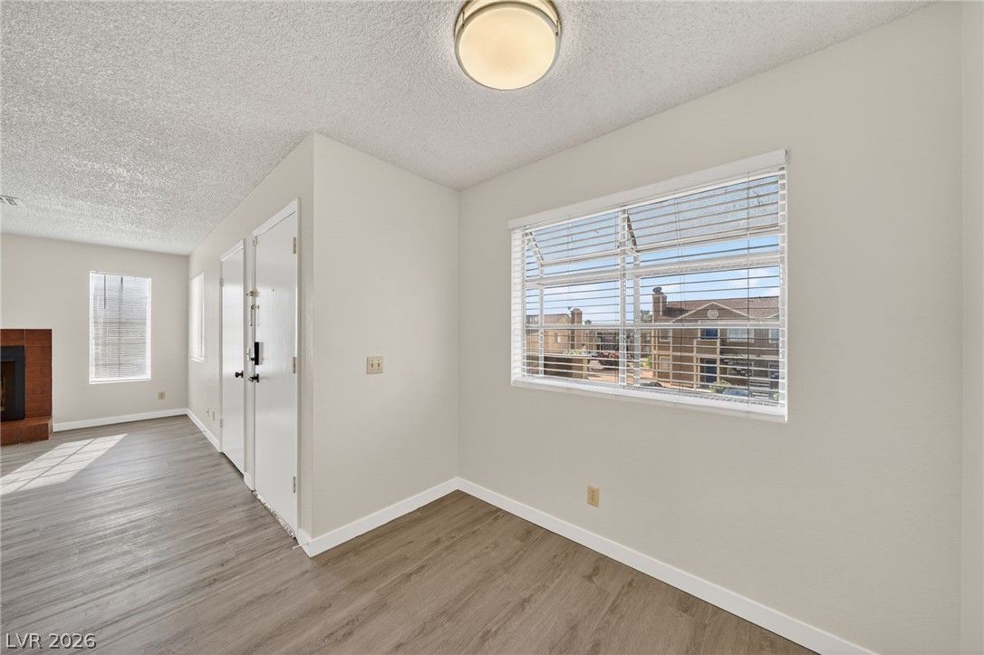 2702 Alicialynn Way D — photo 4