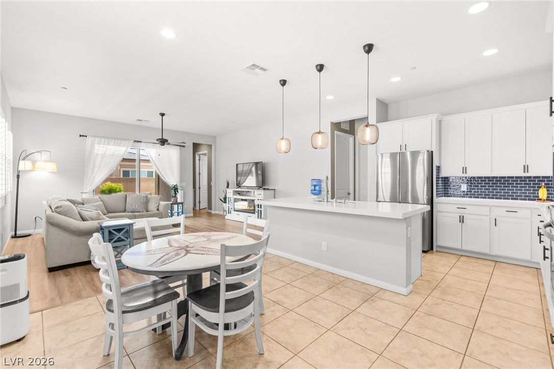 10149 Misty Step Avenue — photo 2