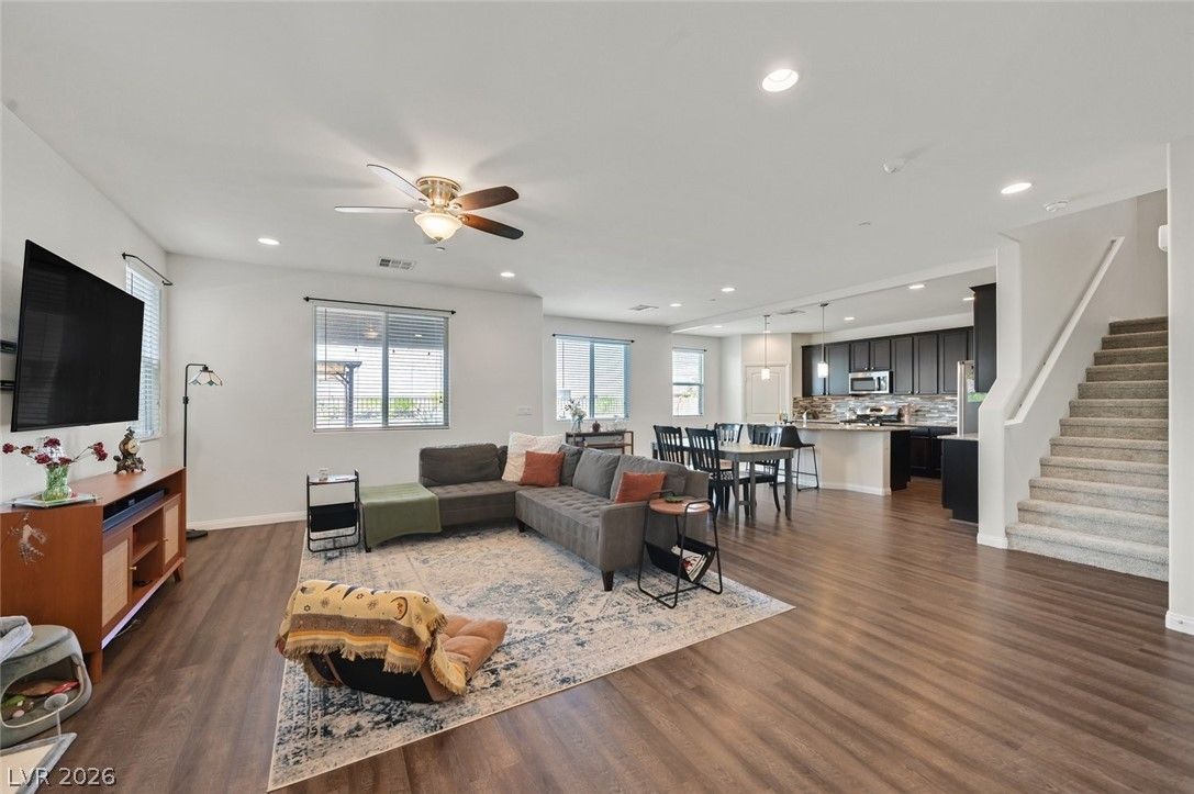 2486 Dragon Fire Lane — photo 3