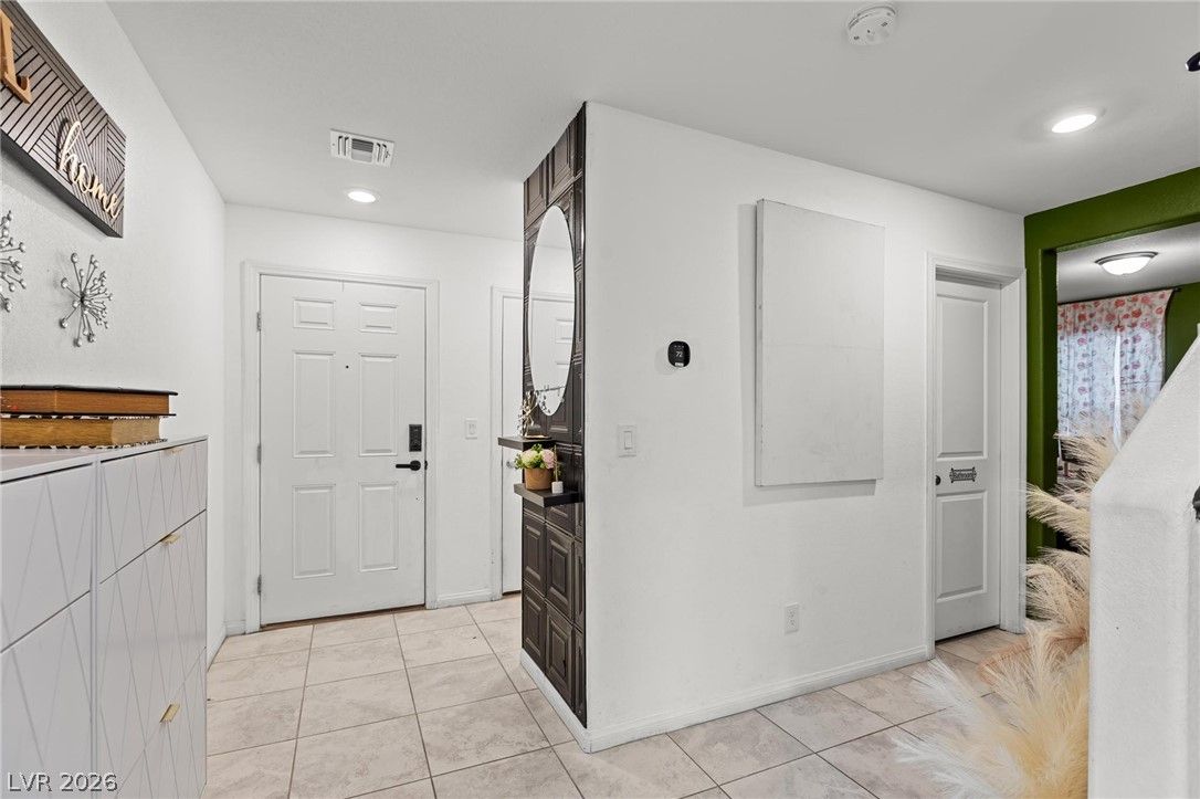 9247 Quartz Hills Avenue — photo 5