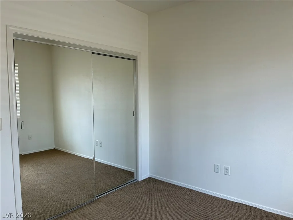 2581 Leighton Avenue — photo 4
