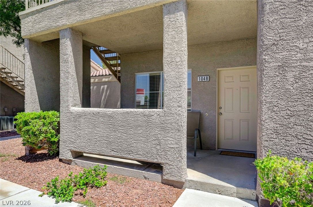 5250 South Rainbow Boulevard 1048 — photo 4 of 39