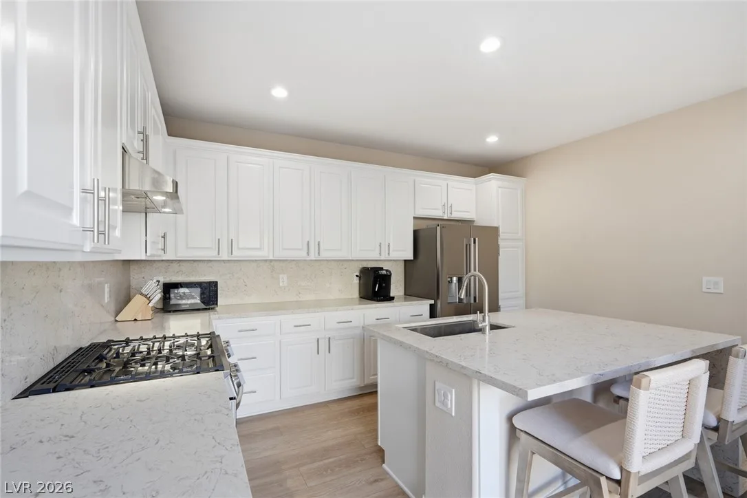 1016 Douglas Flat Place — photo 3 of 34