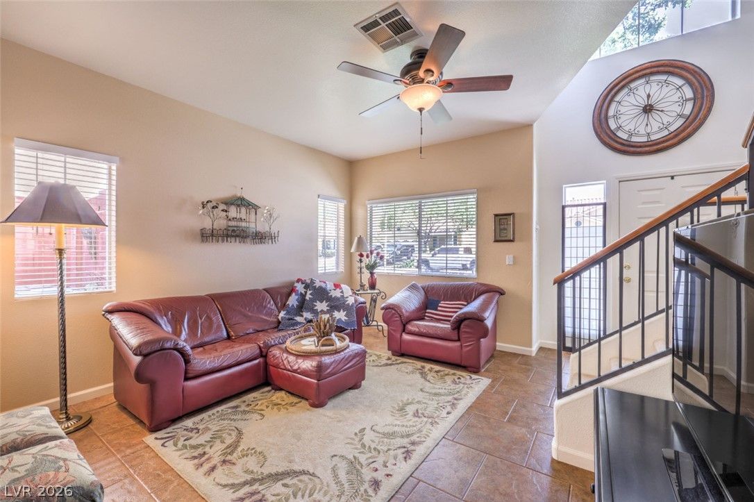 6437 Sundown Heights Avenue — photo 4